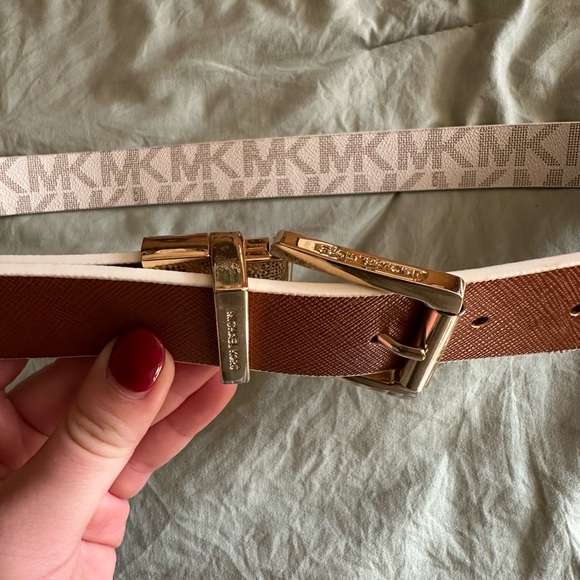 Michael Kors Revisable Belt - Picture 3 of 4